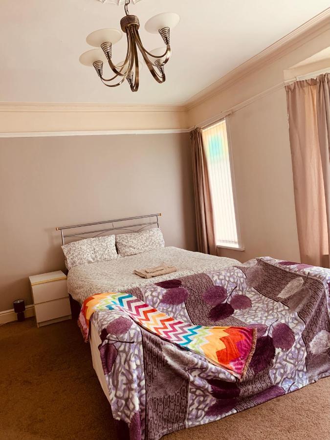 Homestay Carstairs House Liverpool